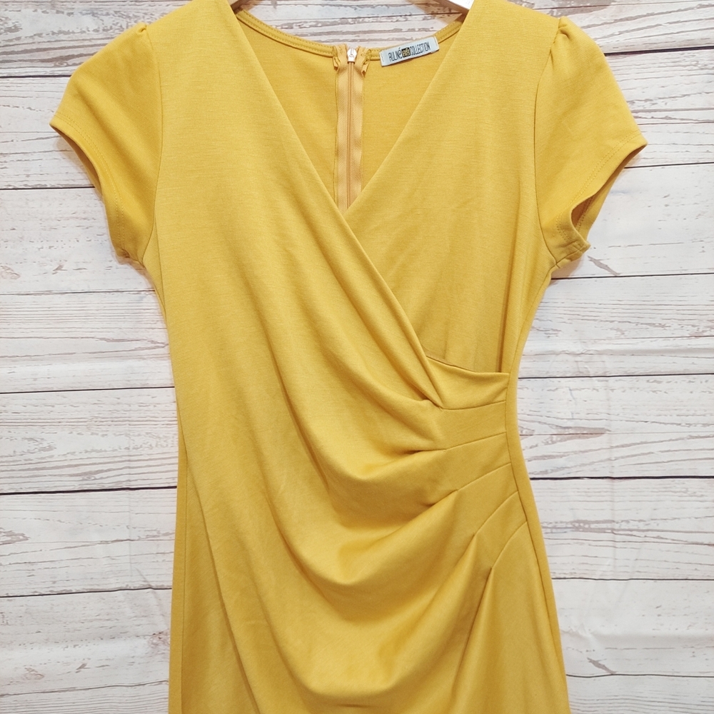 Auline Collection VNeck Ruched Wrap Look Dress - Picture 7 of 15